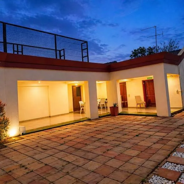 Airport View Motels, hotel di Kempton Park