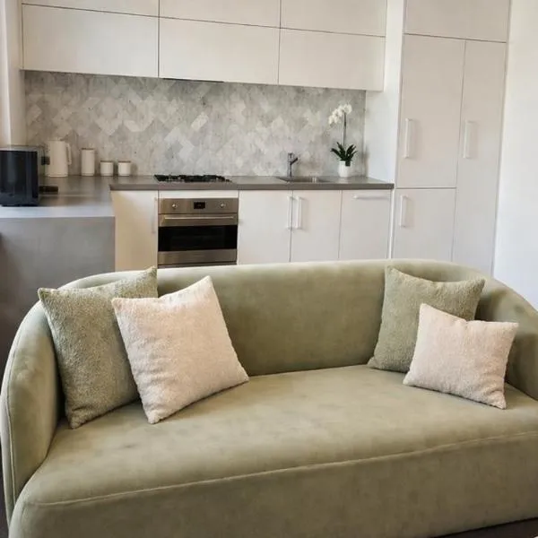 Balenciaga Suite on Collins, khách sạn ở Melbourne