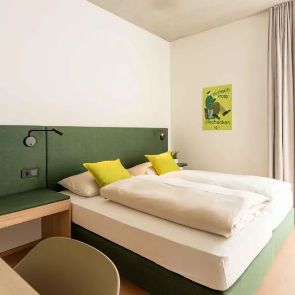 eee Hotel Laakirchen, hotel di Laakirchen