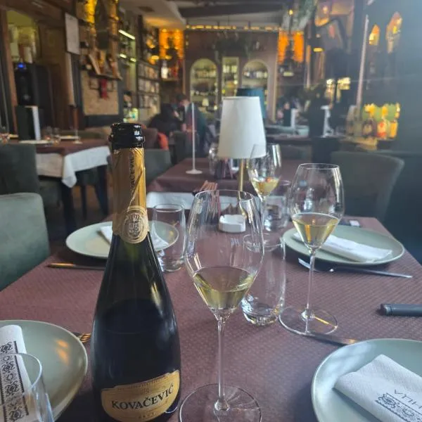 Hedonia Luxury Rooms -KP, hotel a Pirot