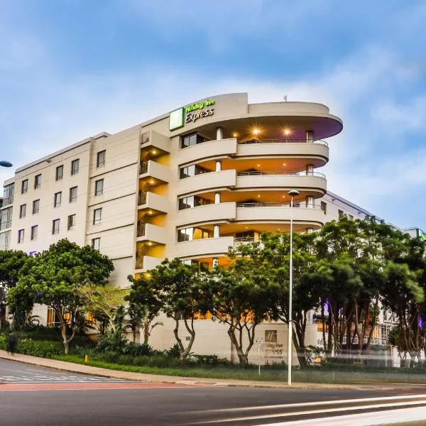 Holiday Inn Express Durban - Umhlanga by IHG, hotelli kohteessa Durban