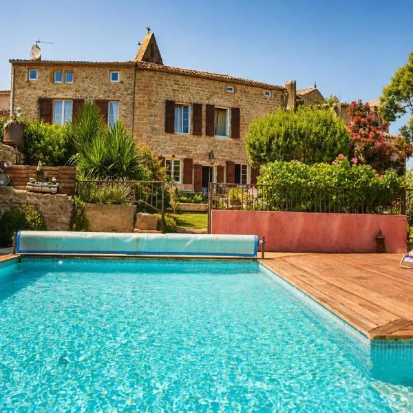 Domaine du Prieuré avec Piscine Ancien Couvent & Presbytère، فندق في قرقشونة
