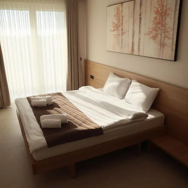 Hotel & Restaurant HAREA, hotelli kohteessa Suharekë