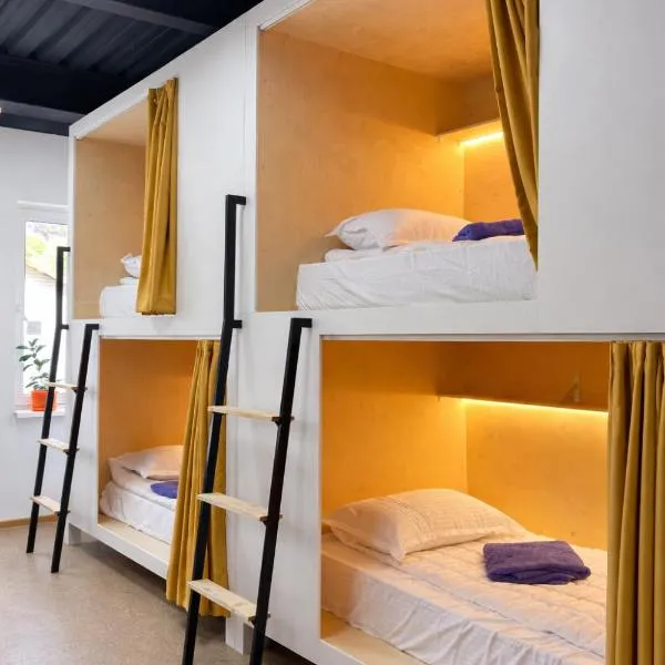 Skala Hostel, hotel en Almaty