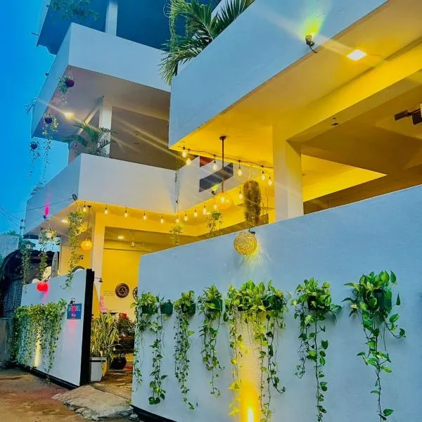 Saffron Swell Villa, hotell i Arugam Bay
