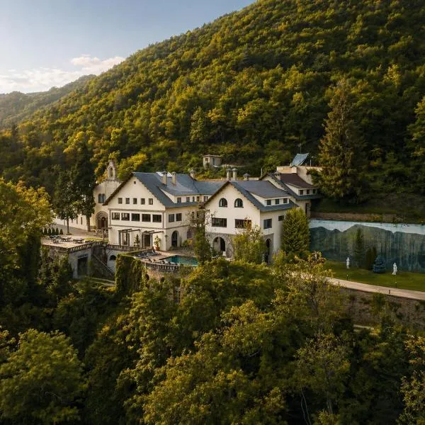 Angelats Hotel - A Signature Boutique Hotel & Restaurant, hotel em Ribes de Freser