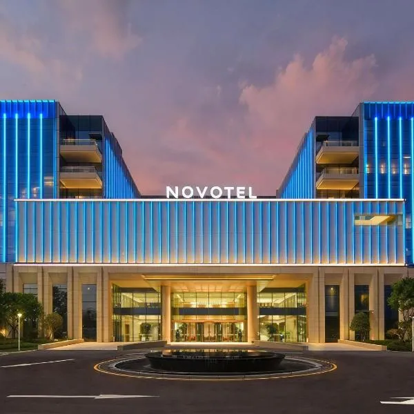 Novotel Jinan Airport, hotel u gradu Đinan