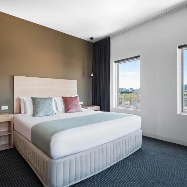 Saint Kilda Beach Hotel, hotel di Melbourne