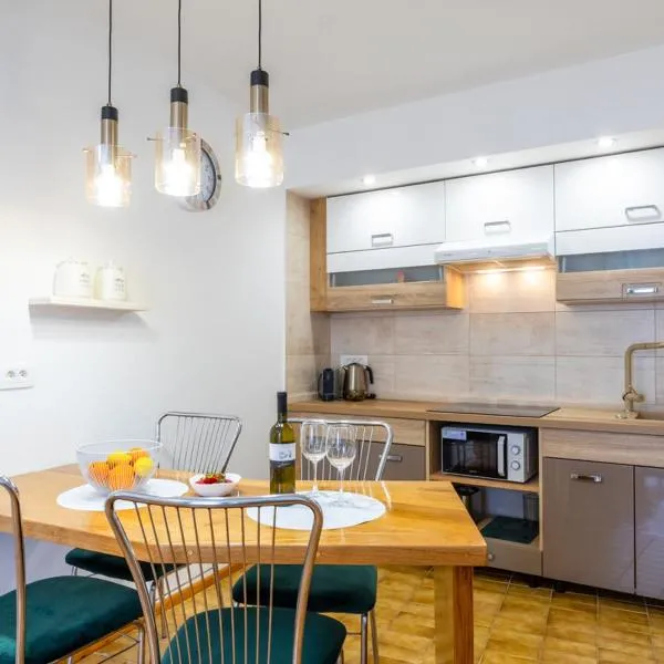 Apartman Ana Lotre โรงแรมในเวลาลูกา