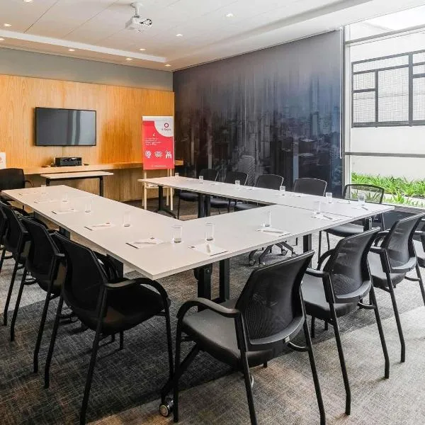 Mercure Sao Paulo Barra Funda, hotelli São Paulossa