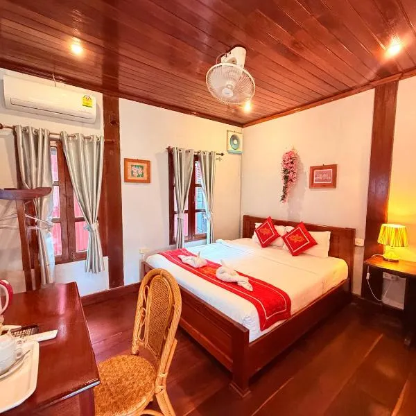 Luang Prabang - Villa Ouis Namkhan Riverside 2, hotel u gradu Luang Prabang