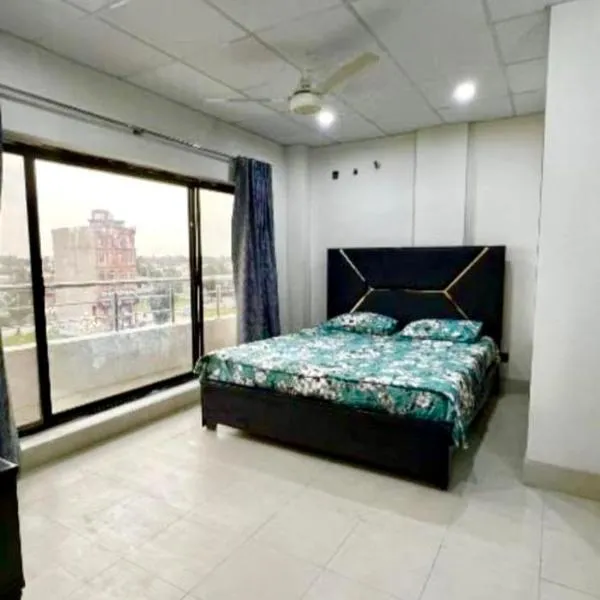 Urban Apartments, hotell i Sialkot