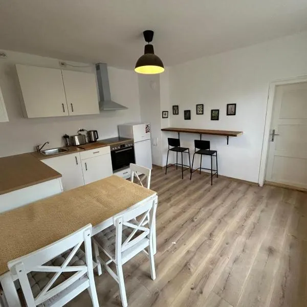 Privatzimmer auf Pferdehof, hotel u gradu Vŭbel