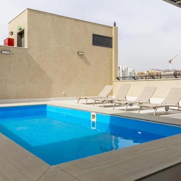 Luxury Family Penthouse with Private Parking & Pool 8 Guests Near Red Sea – hotel w Ejlat