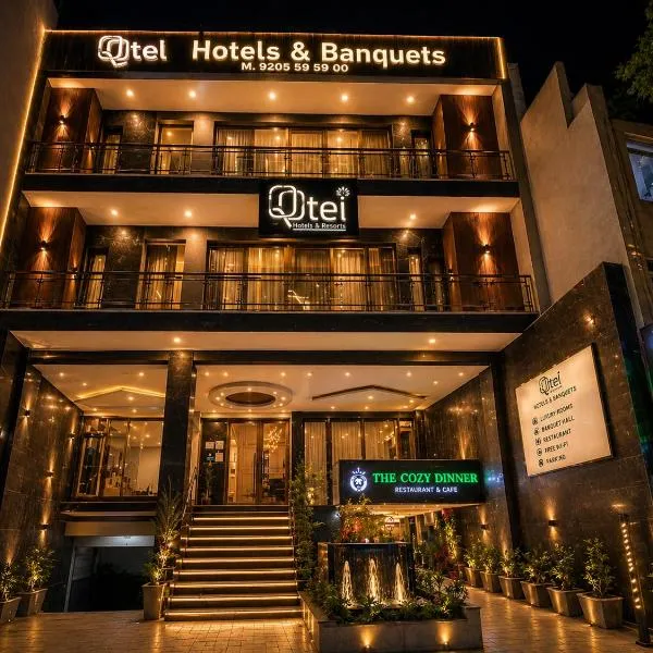 Qotel Comfort Chhatarpur "Newly Rebuilt 2026" Near IGI Airpot, hotel in New Delhi