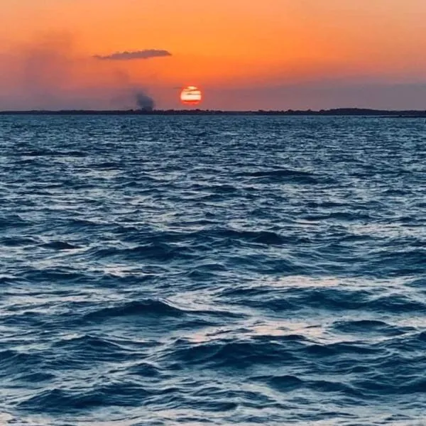 Paradise Sunrise Seaviews Getaway, hotel en Ciudad de Belice
