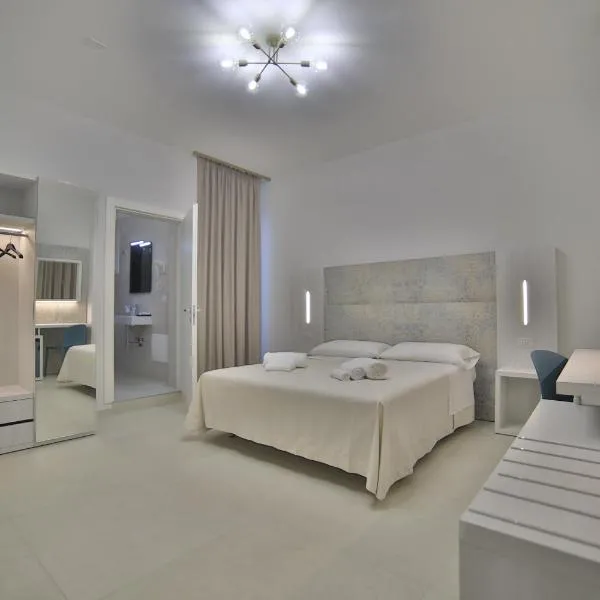 Hotel da ettore – hotel w mieście Porto Cesareo