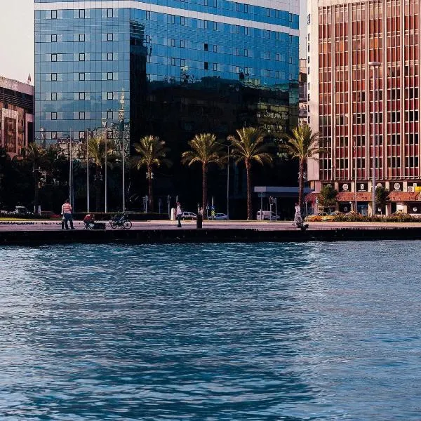 Mövenpick Hotel Izmir, hotel en İzmir