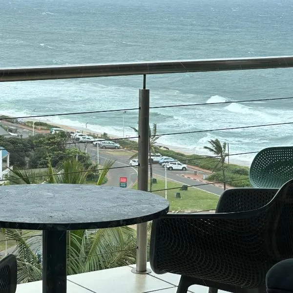 Umdloti Holiday Resort Apartment 514 - Amazing Breaker & Ocean Views, hotel Umdlotiban