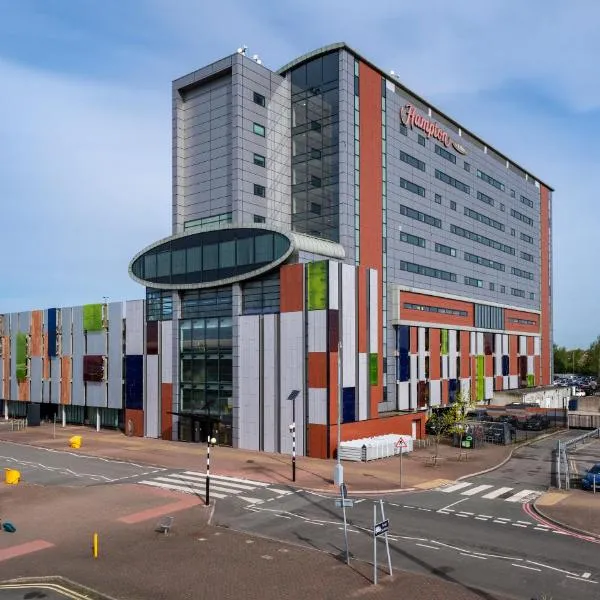 Hampton by Hilton Liverpool John Lennon Airport, hotel i Speke