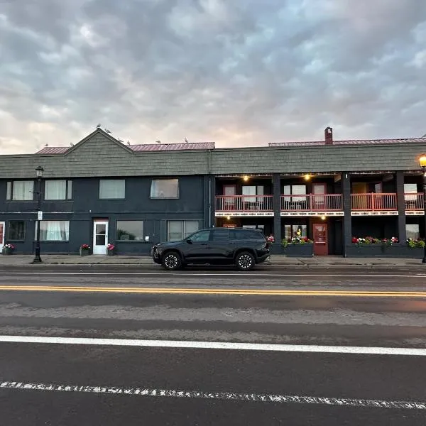 The Harbor Inn, hotel in Grand Marais