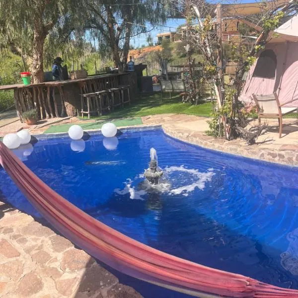 Lago Amor del Valle Glamping Grande,位于San Antonio de las Minas的酒店