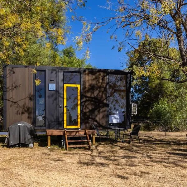 Auburn Vale Cottage by Tiny Away, hotel di Quirindi
