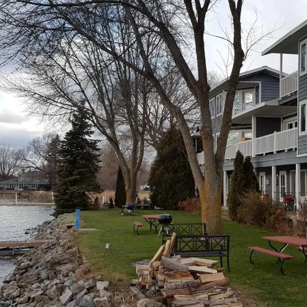 Snug Harbor Inn，位于斯特金贝的酒店