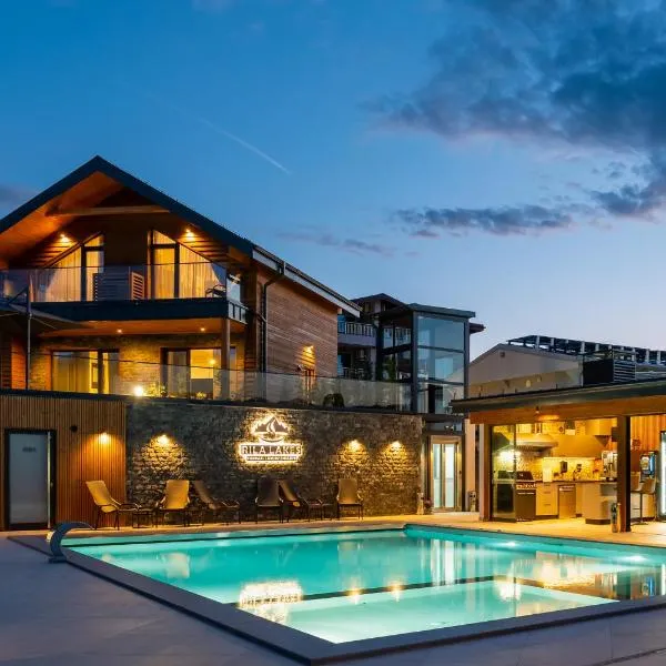RILA LAKES Thermal Luxury Chalets, viešbutis mieste Sapareva Bania