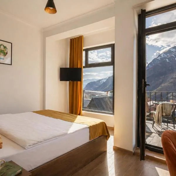 Melodia KAZBEGI: Kazbegi şehrinde bir otel