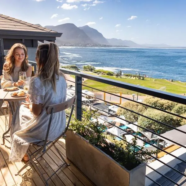 Ocean Penthouse Studios, Hermanus Waterfront Apartments, hotel em Hermanus