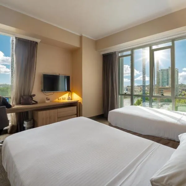 Hotel Costanera Concepcion, hotel v destinácii Concepción