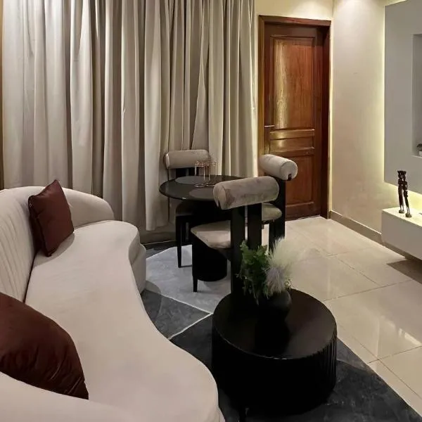 Kinshasa apartment, 2 minutes from Orca & Sofibank, Near Central Train Station โรงแรมในKinshasa