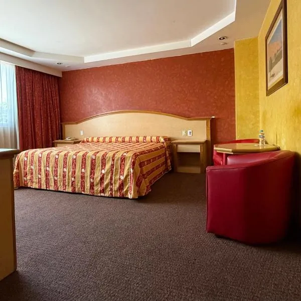 मैक्सिको सिटी में, होटल Hotel Montevideo