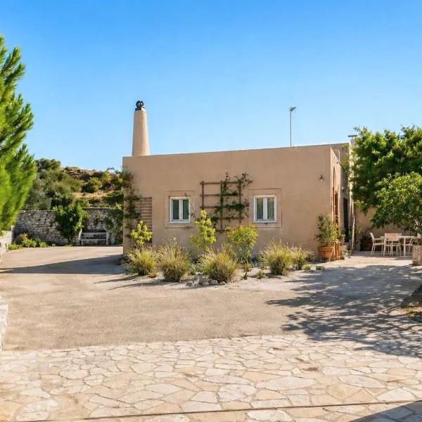 KYTHIRA ISLAND RETREAT: Çuha Adası şehrinde bir otel