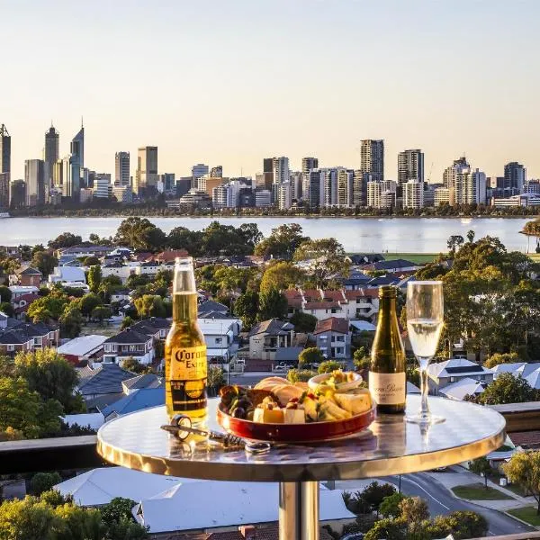 Metro Hotel Perth, hotel din Perth