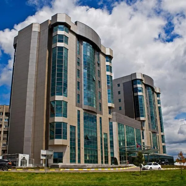Hayat Hospitality Oskemen, hotel sa Ustʼ-Kamenogorsk