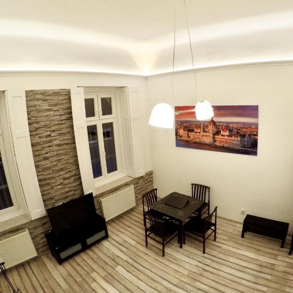 Homelike luxury flat on Gyulai Pál