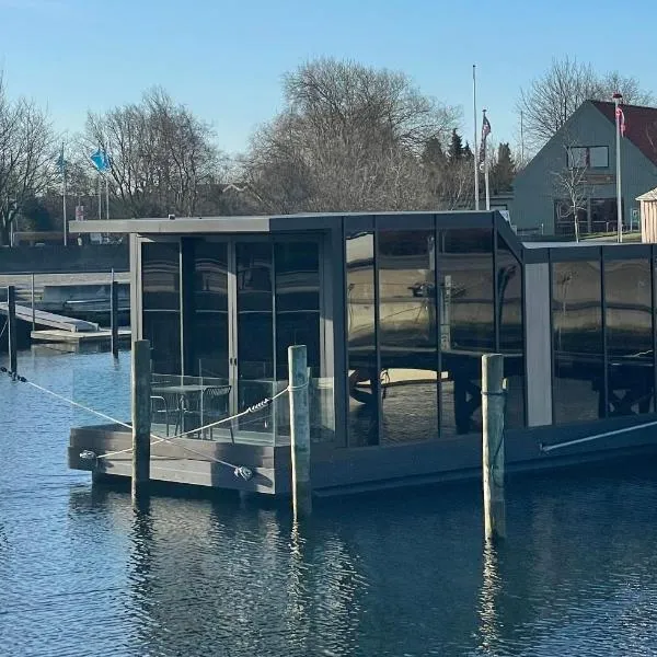 Hyggeligt ophold i hjertet af Bogense Gamle Havn, hotel en Bogense