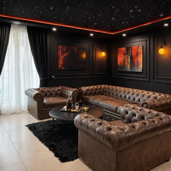 PRESIDENTIAL SUITE In GOLD CREST Residency- DHA PHASE 4 Lahore, khách sạn ở Lahore
