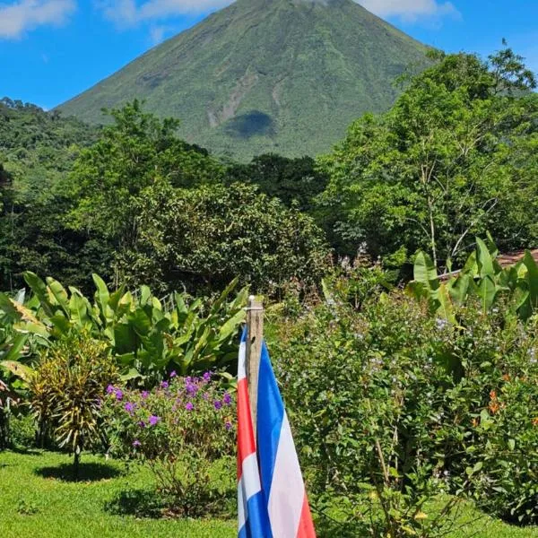 Flora Glamping de Abuela, hotelli kohteessa Fortuna