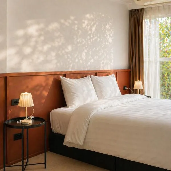Quicky Stay Hotel Suphanburi, hotel u gradu Suphan Buri