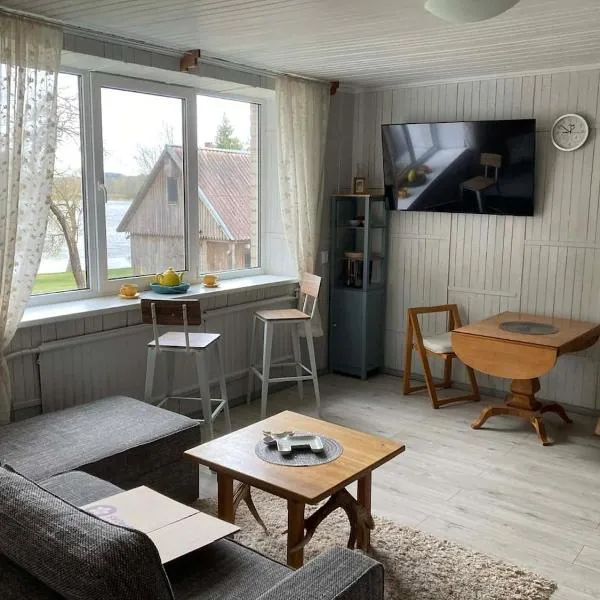 Našio Kempingo Apartamentai โรงแรมในAntanaše