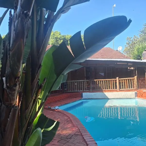 SMAPERS GUESTHOUSE, hotel em Brits