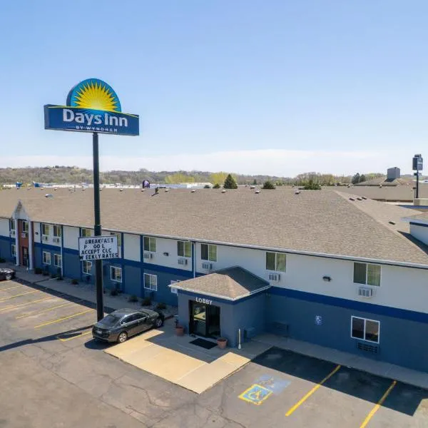 Days Inn by Wyndham Sioux City، فندق في سيوكس سيتي