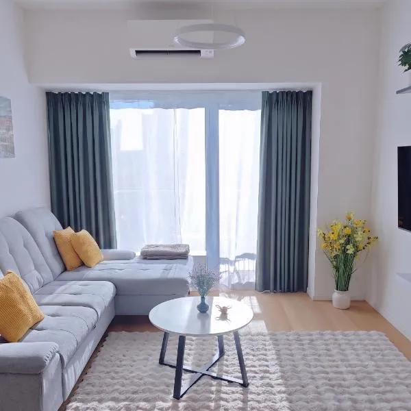 Holešovice Retreat, Balcony, Air-Con and Secure Parking – hotel w Pradze