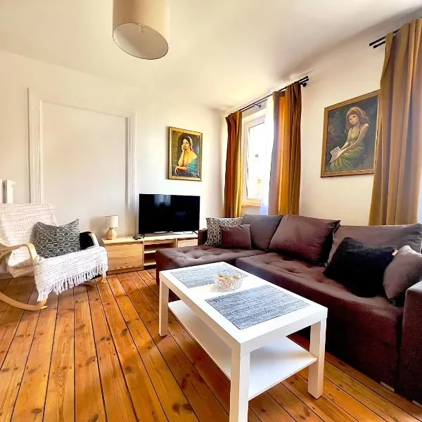 Apartament Świętojański, хотел в Толкмицко