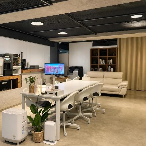 Orago Stay Hotel, hotel a Suwon