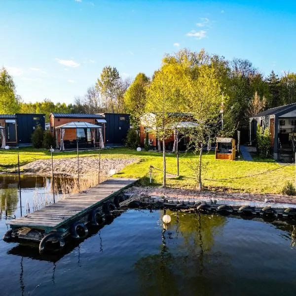 3 WIDOKI Kiekrz -domki Tiny House z prywatną plażą i pomostem nad jeziorem Kierskim，位于波兹南的酒店