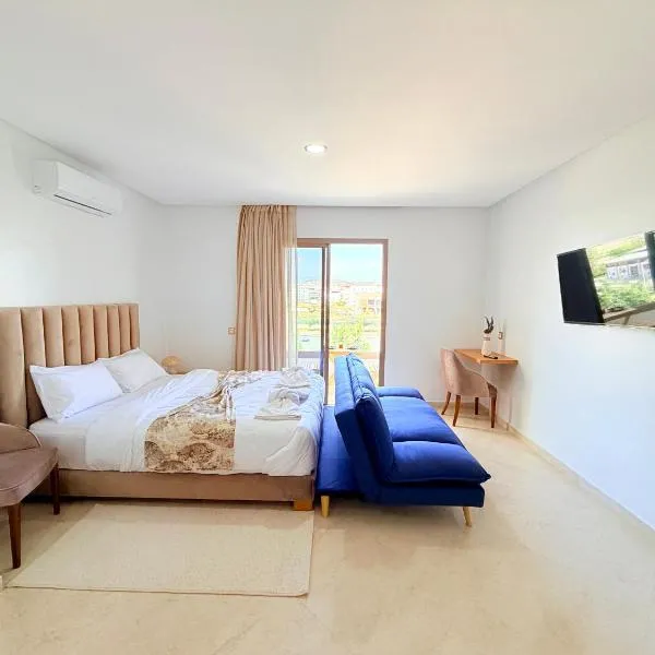 Stay with US, hotel i Agadir